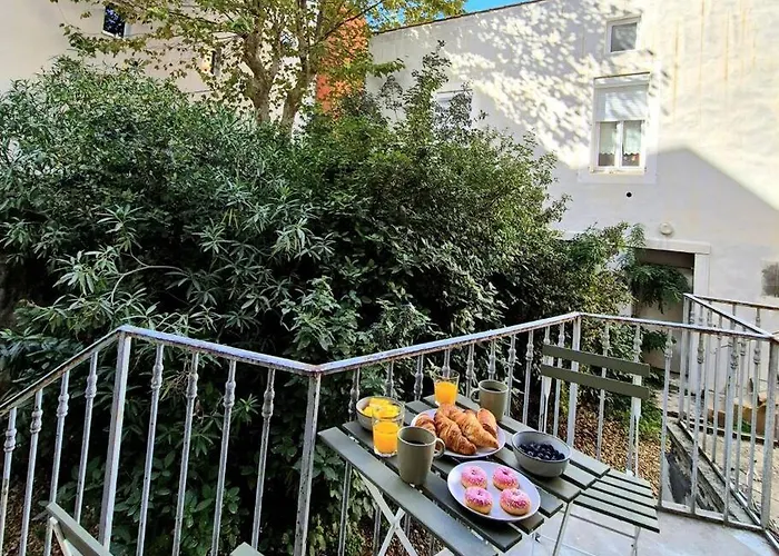 Apartment Coocon - Coeur De - Terrasse Nîmes